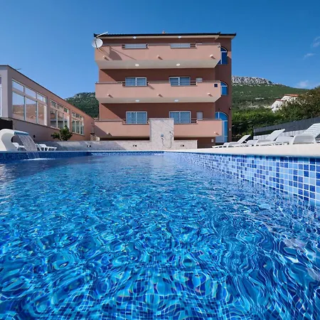 Dom wakacyjny Radun Kaštel Stari