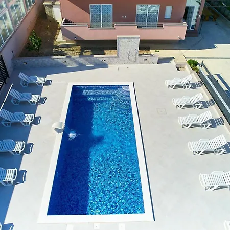 Radun Dom wakacyjny Kaštel Stari